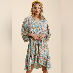 Umgee - Floral Bohemian Dress in Green and Pink Size Small